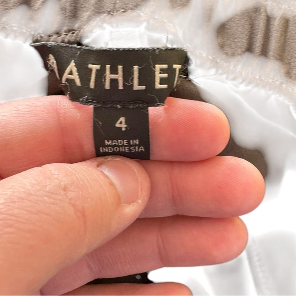 Athleta Skyline Tapered FeatherWeight stretch  Pants Tie Waist Brown Size 4 - Picture 8 of 9